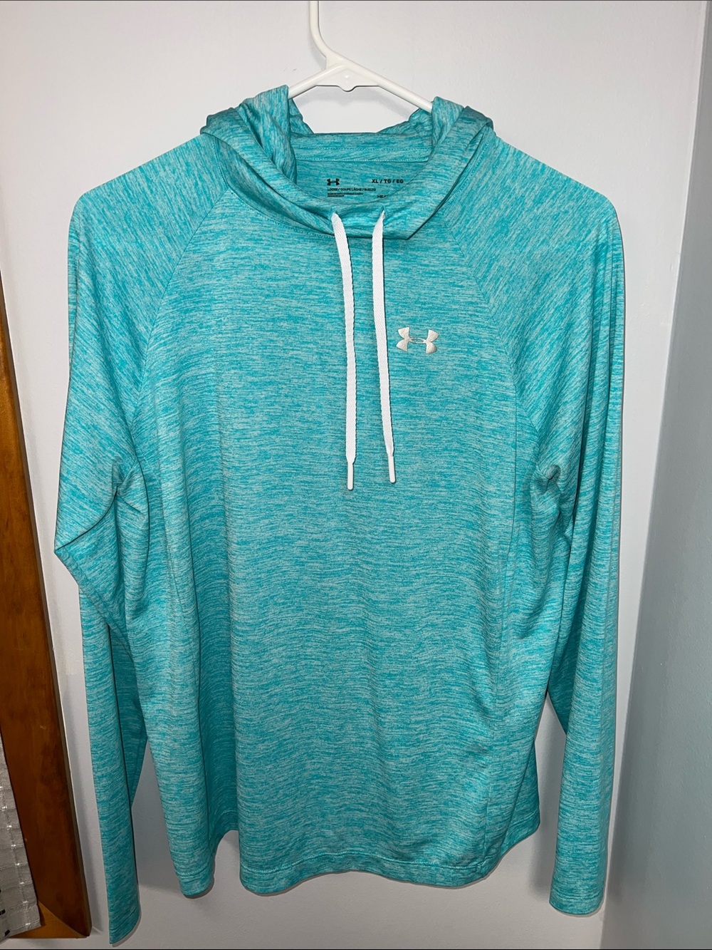 Under Armour Women’s Aqua Heather Performance Hoodie